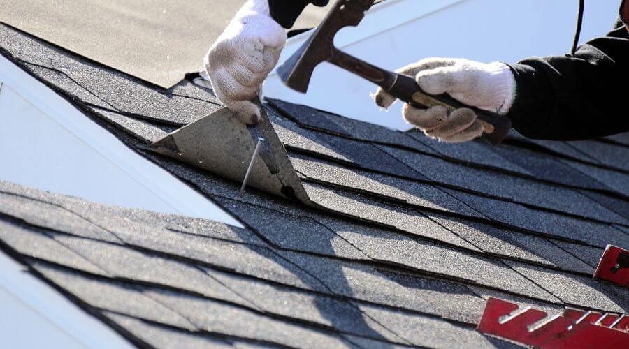 Professional gutter cleaning in Walford, IA